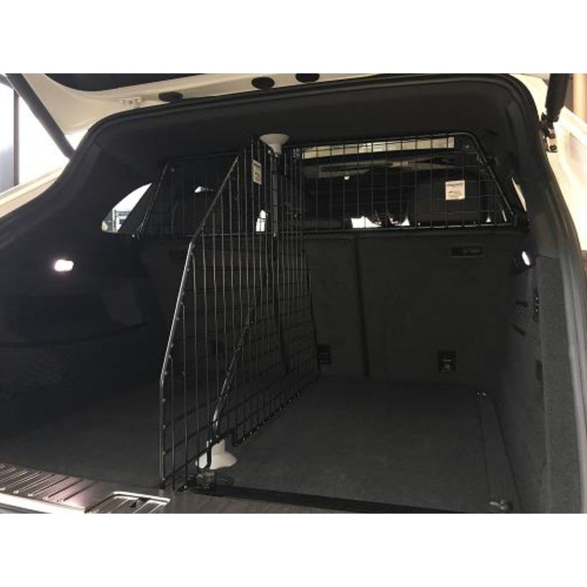 Kleinmetall 20300163 Masterline Raumteiler für Porsche Cayenne III tierxxl-de