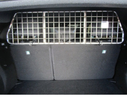 TraficGard 21008326 Trenngitter für Renault Symbioz (Typ RJB) ab Bj. 2024, Renault Megane E-Tech (Hybrid), ab. Bj. 2021 und Mitsubishi Grandis, ab Bj. 2026