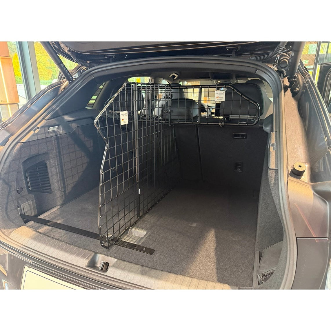 Kleinmetall 20300467 Masterline Raumteiler für Cupra Terramar E-Hybrid Ladeboden eben tierxxl-de